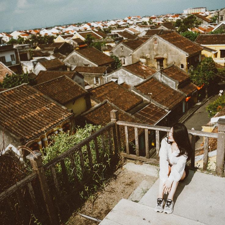 Outdoor terrace seating suitable for families in Rome
